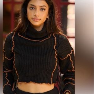 Beach Bunny Sweater crotchet Ellis crop sweater NWT ✨